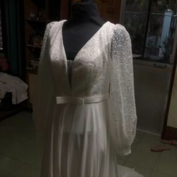 Contrast Mesh V-Neck Lantern Sleeve Chiffon Wedding Dress white - Picture 10 of 10